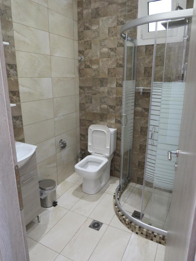 ليبتوكاريا George Rooms المظهر الخارجي الصورة