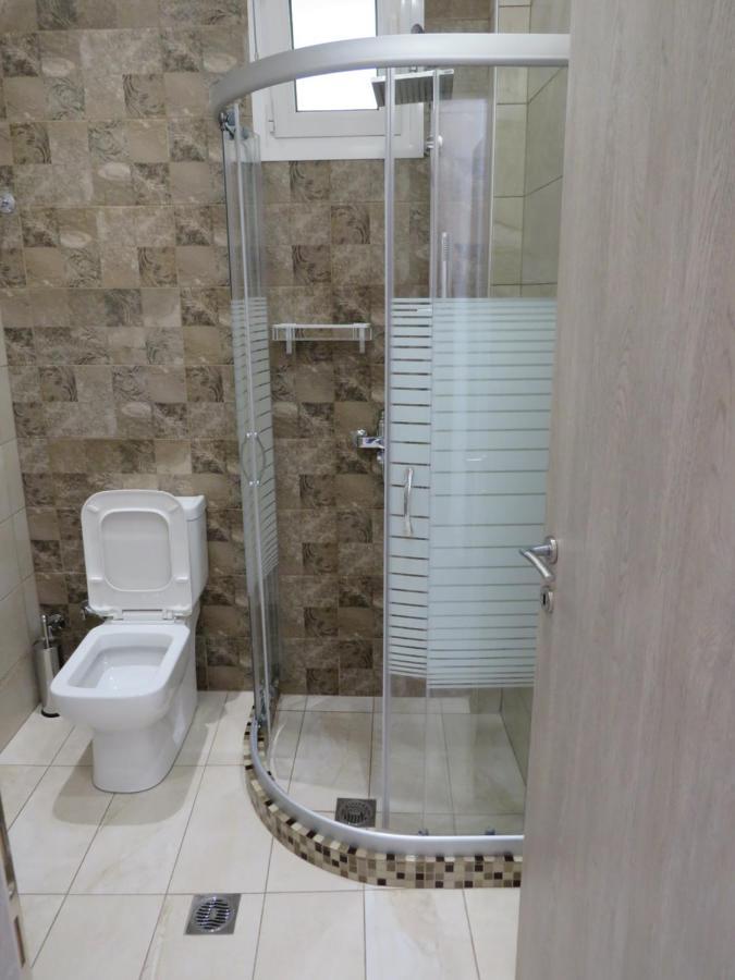 ليبتوكاريا George Rooms المظهر الخارجي الصورة